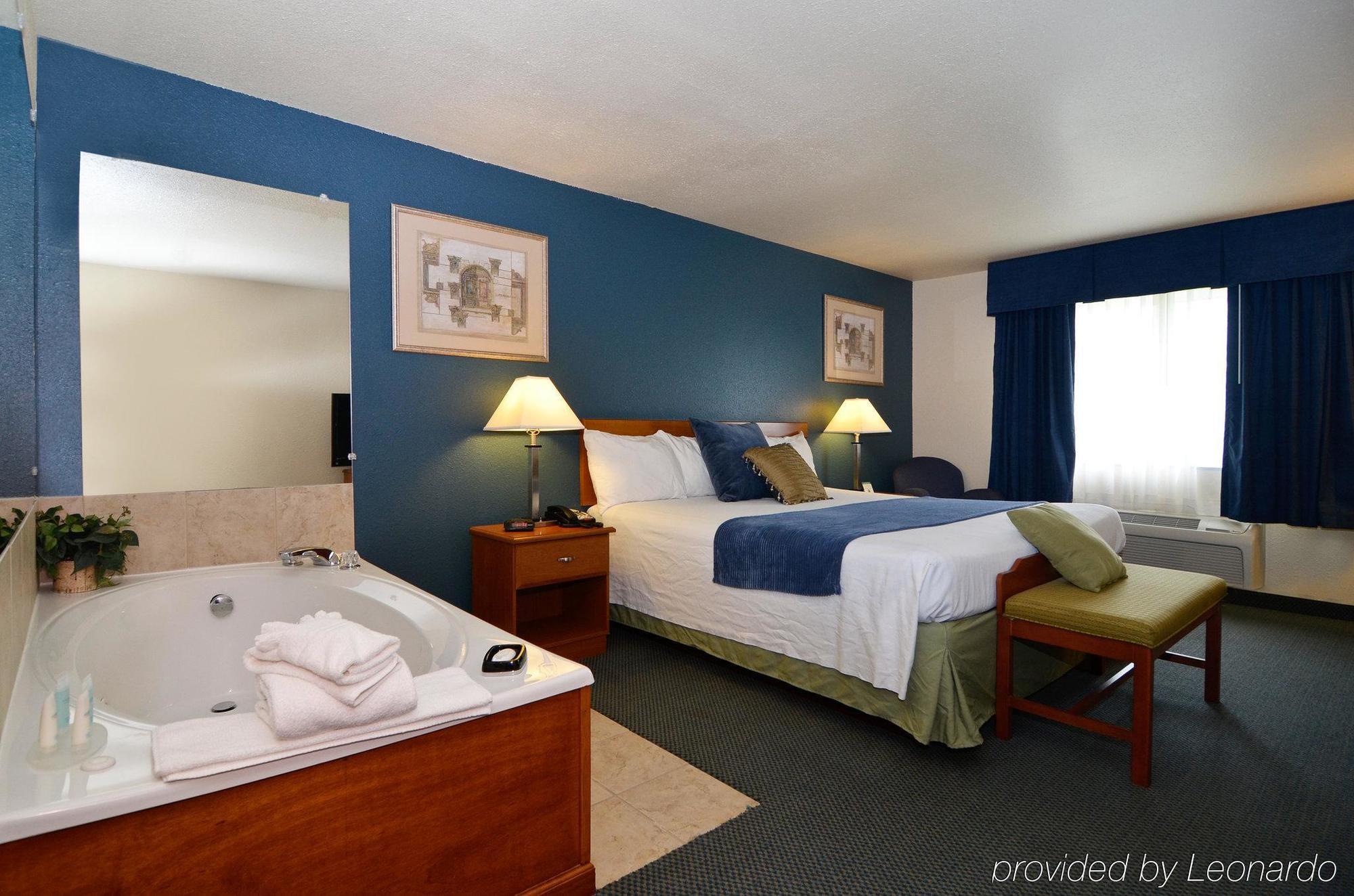 Best Western Central City Room photo